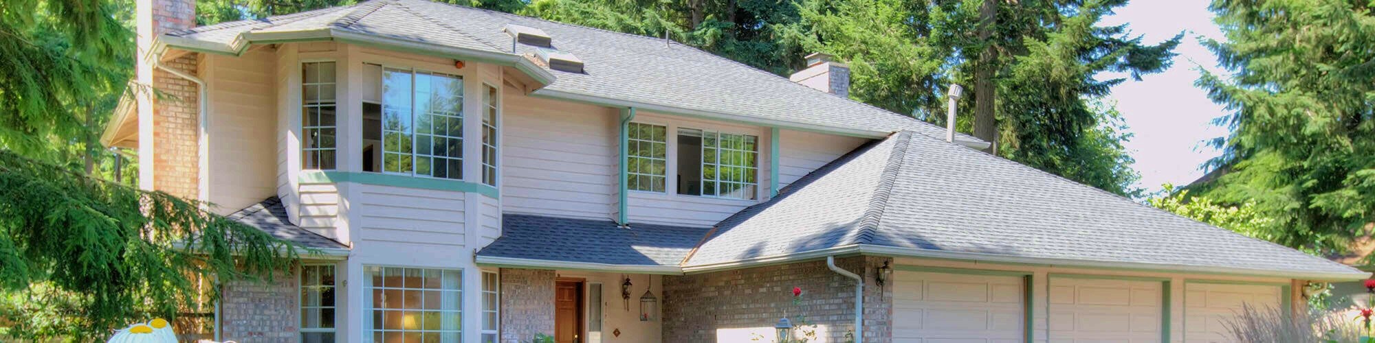 trendy asphalt roof installed in Fremont, MI